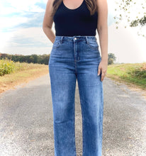 Load image into Gallery viewer, Wide Leg Nirvana Jean
