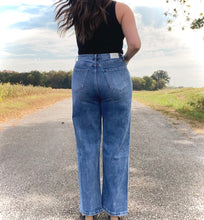 Load image into Gallery viewer, Wide Leg Nirvana Jean
