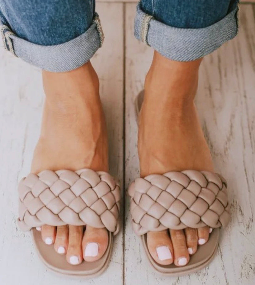 The Birch Woven Sandal