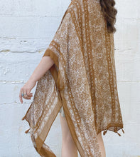 Load image into Gallery viewer, Vintage Mocha Tassel Kimono
